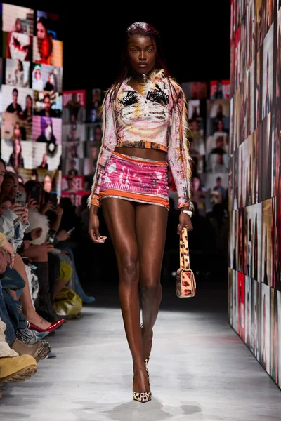 Look 51